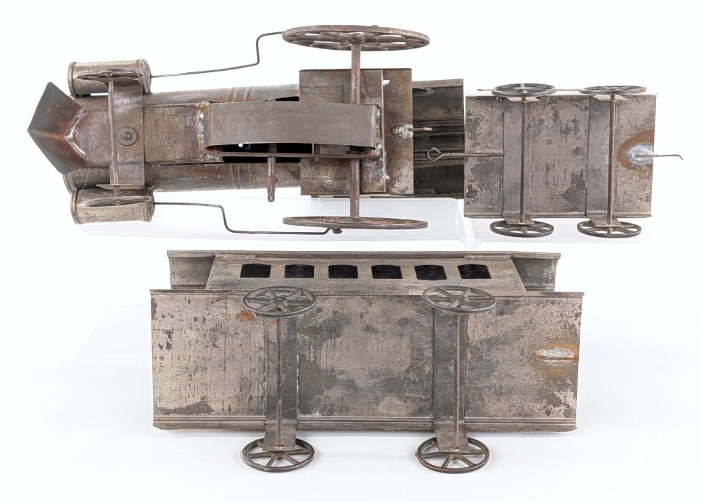 James Fallows Clockwork Floor Train - 9