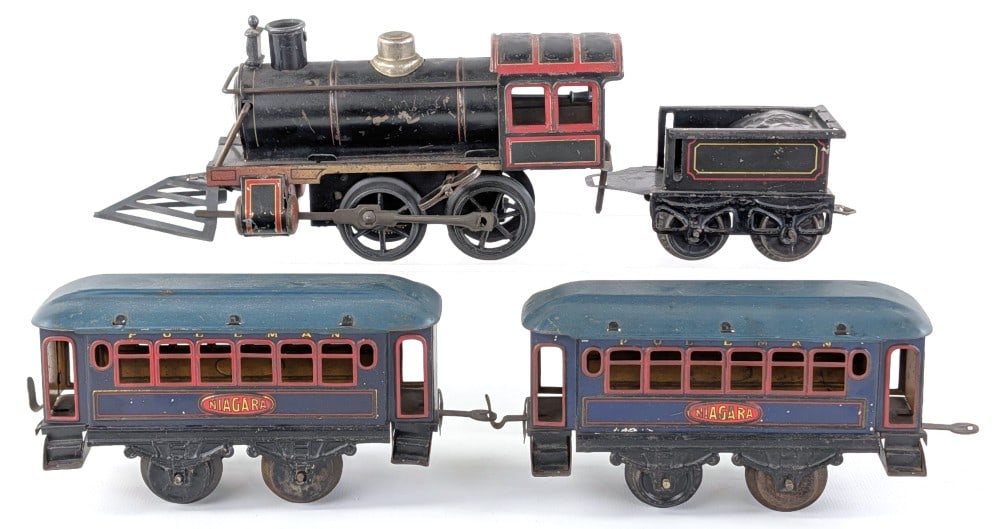 KBN / Karl Bub Tin Windup Niagara Passenger Train Set (1 of 12)
