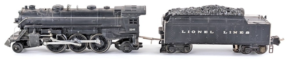 Lionel 224E Locomotive with 2224W Tender (1 of 10)