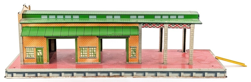 Marx Tin Freight Train Terminal - 5
