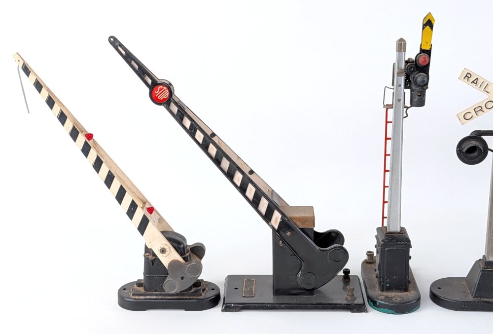 Model Railroad Train Signals - 2