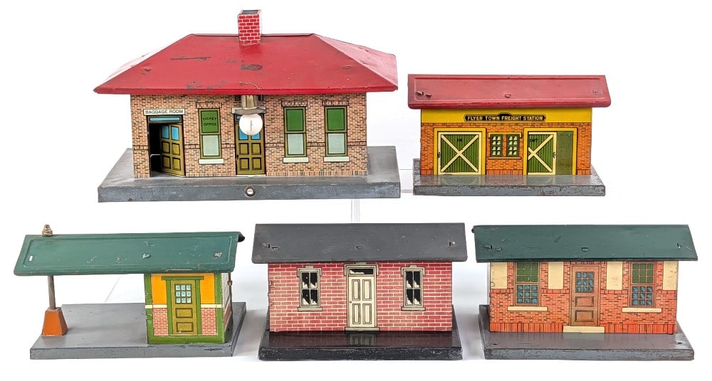 (5) American Flyer Train Stations (1 of 8)
