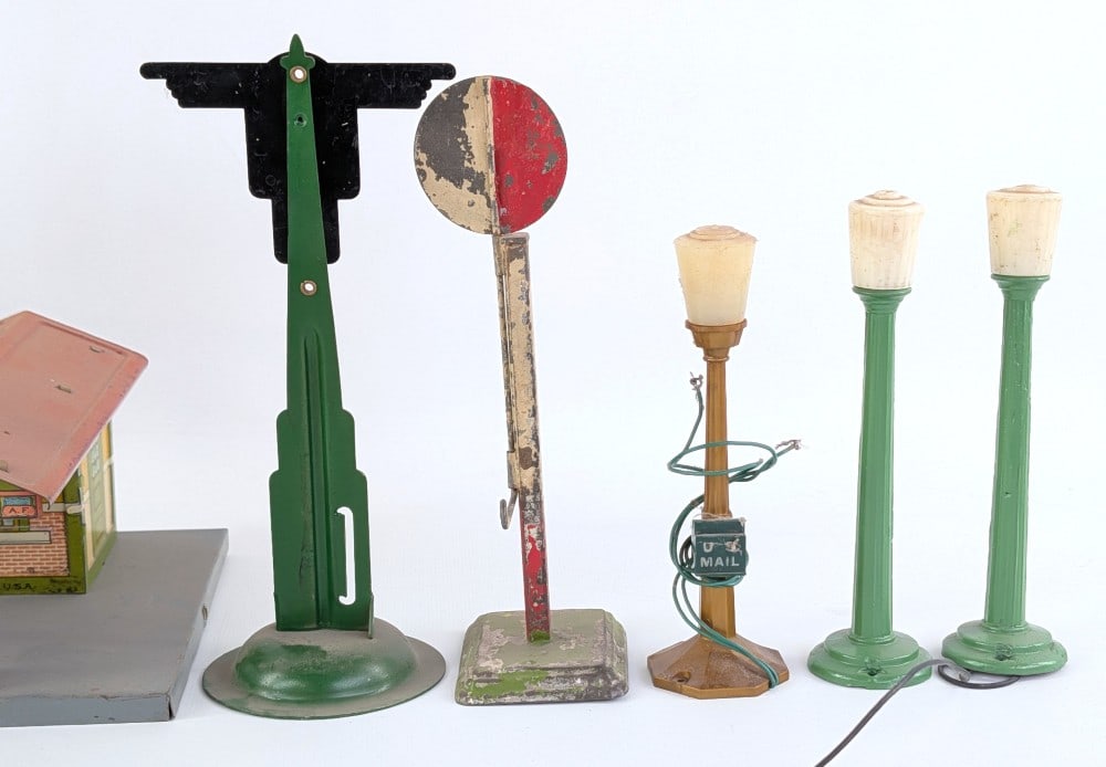 Model Railroad Train Accessories - 11