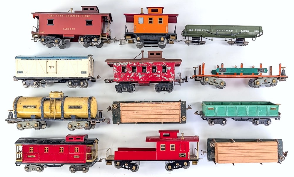 American Flyer, Ives, and Lionel Standard Gauge Freight Cars (1 of 7)