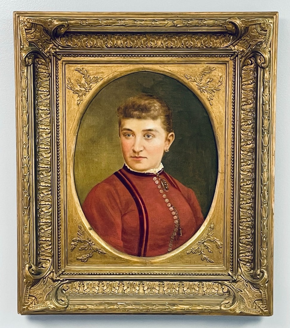 Portrait of a Lady Oil Painting signed by Artist: Antique Portrait Oil Painting in Gold Ornate Picture Frame. Oil Painting is in overall good condition. Measures 21 1/2? x 25