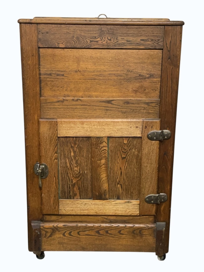 Antique Oak Ice Box/Chest: Antique Oak Ice Box/Chest. 2 Drawer Oak Ice Box/Chest. Ice Chest Appears to be in overall good condition with Wood on Bottom Cracked. Measures 26? x 18? x 44