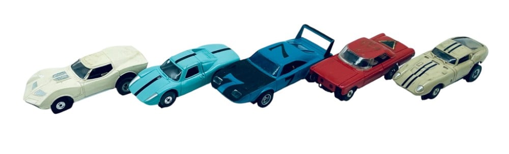 5 Aurora HO Slot Cars (1 of 15)