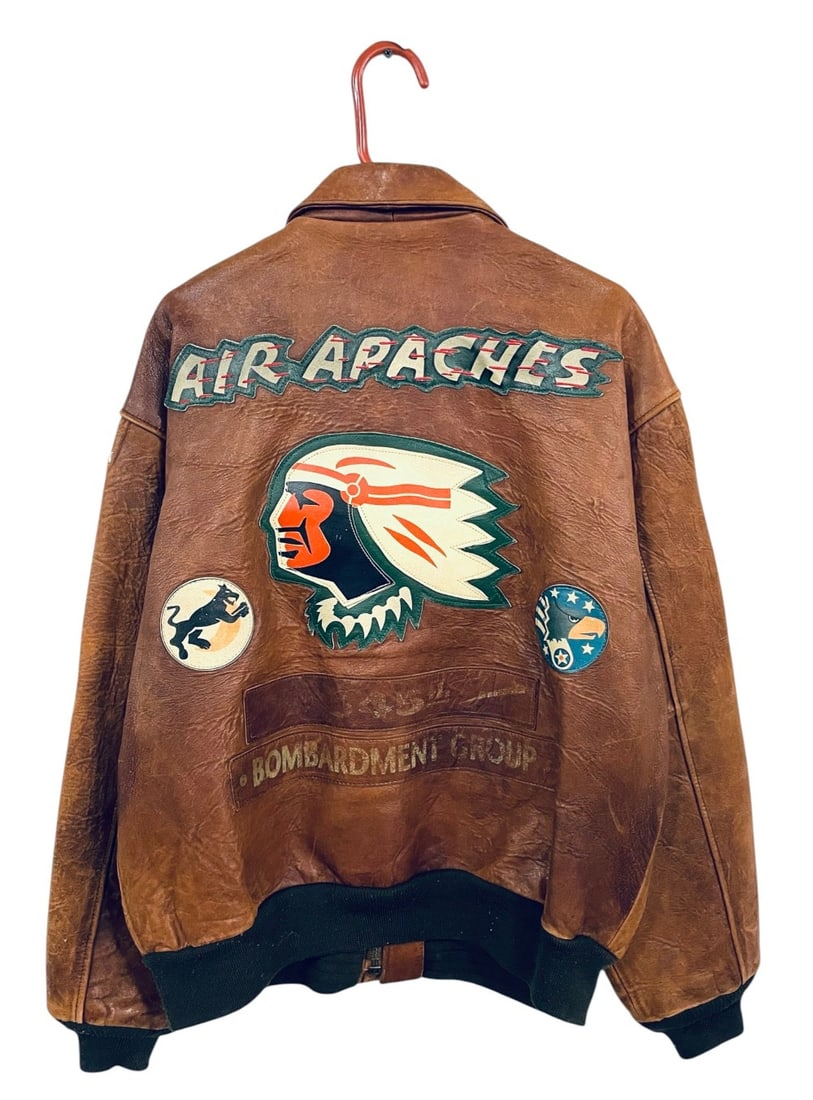 Avirex Type A-2 Air Apaches Bombardment Group Leather Jacket (1 of 14)