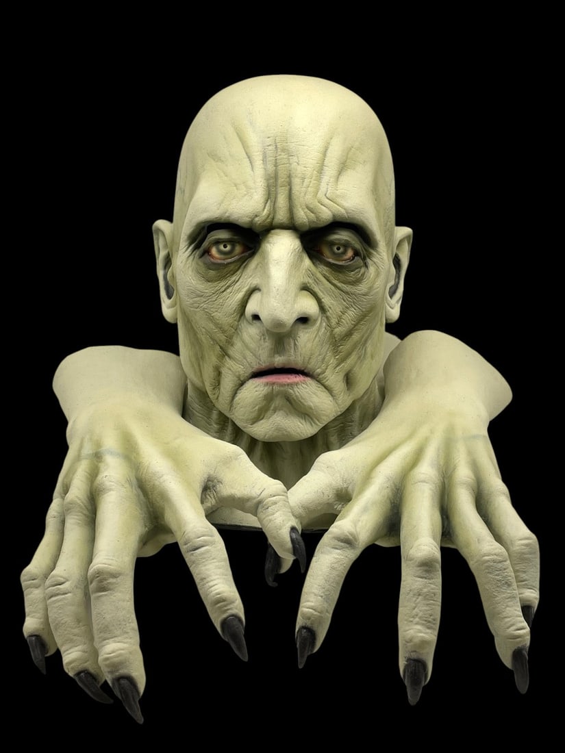 Death Studios Grave Robber and Monster Hands Mask (1 of 12)