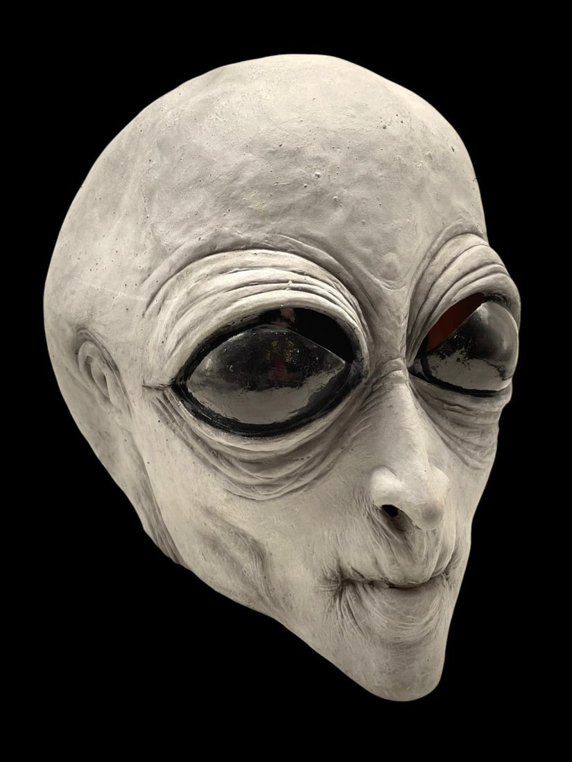 Grey Alien Halloween Mask: Grey Alien Halloween Mask. Mask measures 10? and is in overall good condition.
