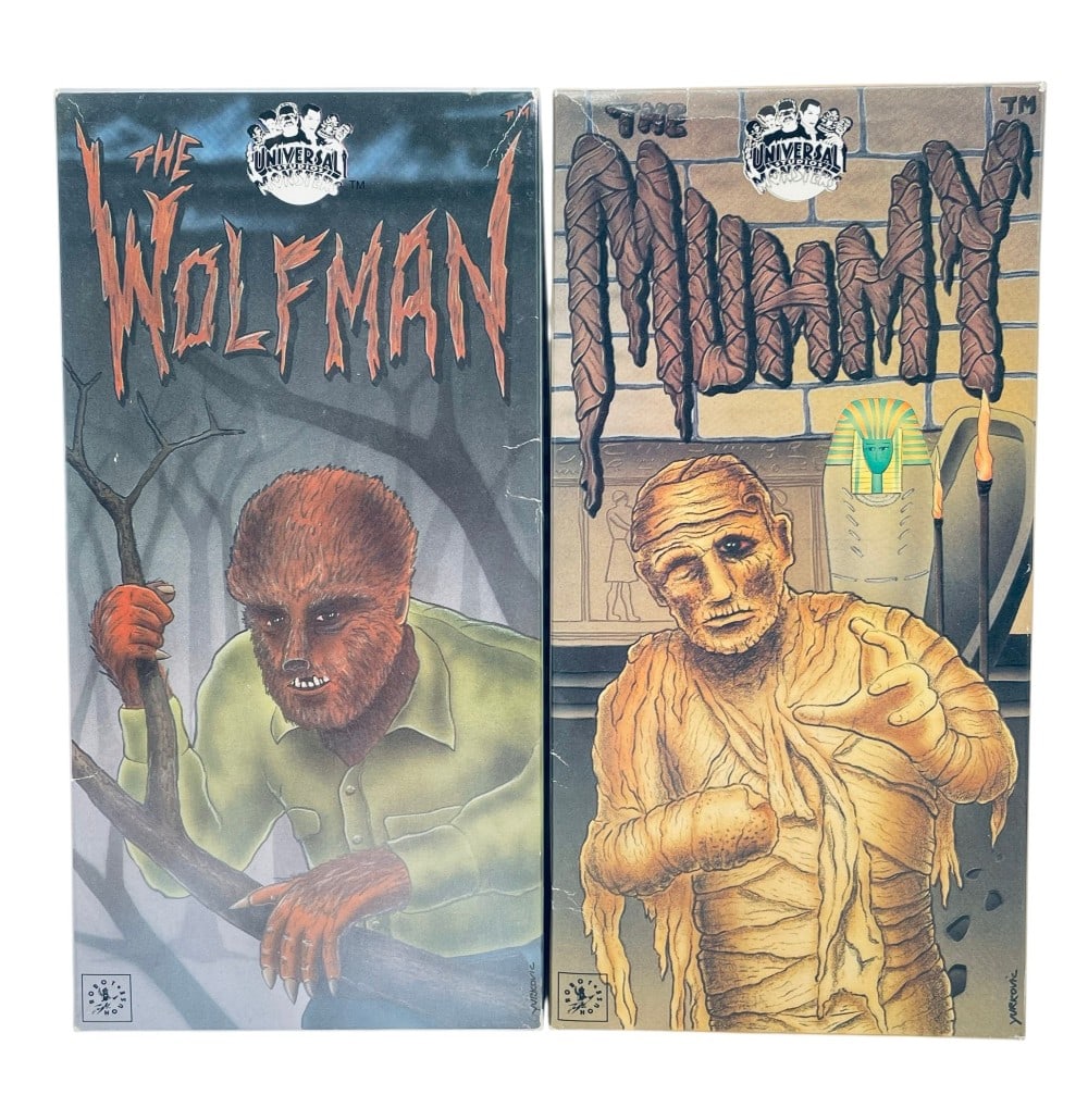 1991 Universal Monsters Mummy and Wolf-man Walking Robots (1 of 15)
