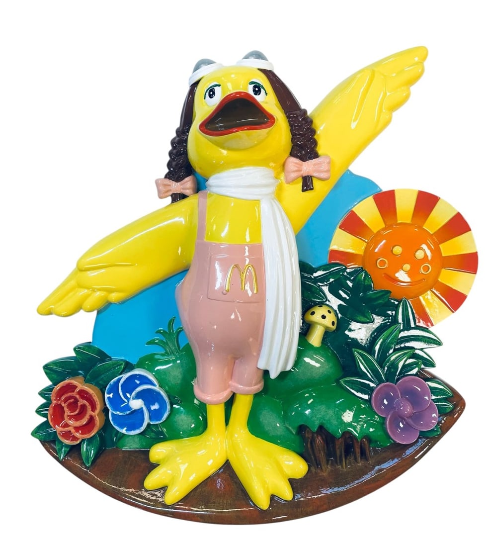 Vintage McDonald?s Birdie Statue Plaque (1 of 9)