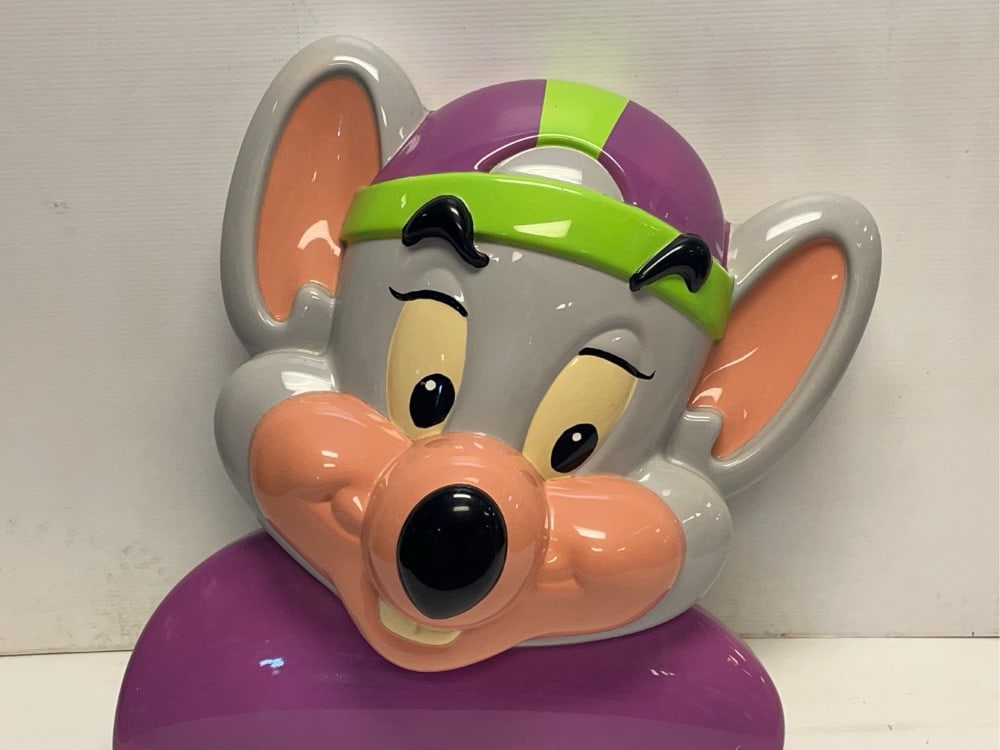 Chuck E Cheese 3-D Statue Plaque - 3