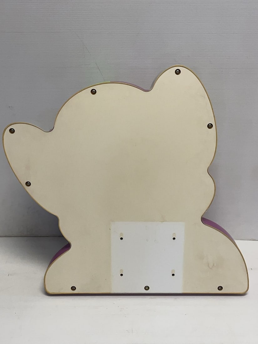 Chuck E Cheese 3-D Statue Plaque - 8