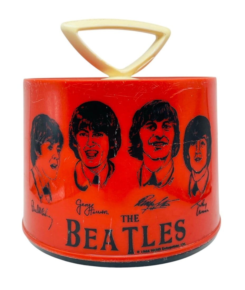 1966 The Beatles Red NEMS Portable Record Holder (1 of 14)