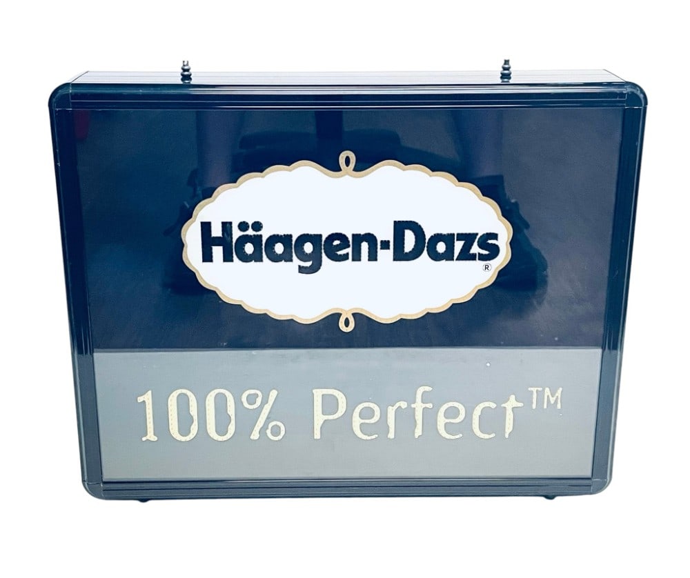 Haagen-Dazs 100% Perfect Advertising Sign: Haagen-Dazs 100% Perfect Advertising Sign. Sign is in overall good condition but need to be Rewired. Sign measures 23 1/2? x 4? x 20