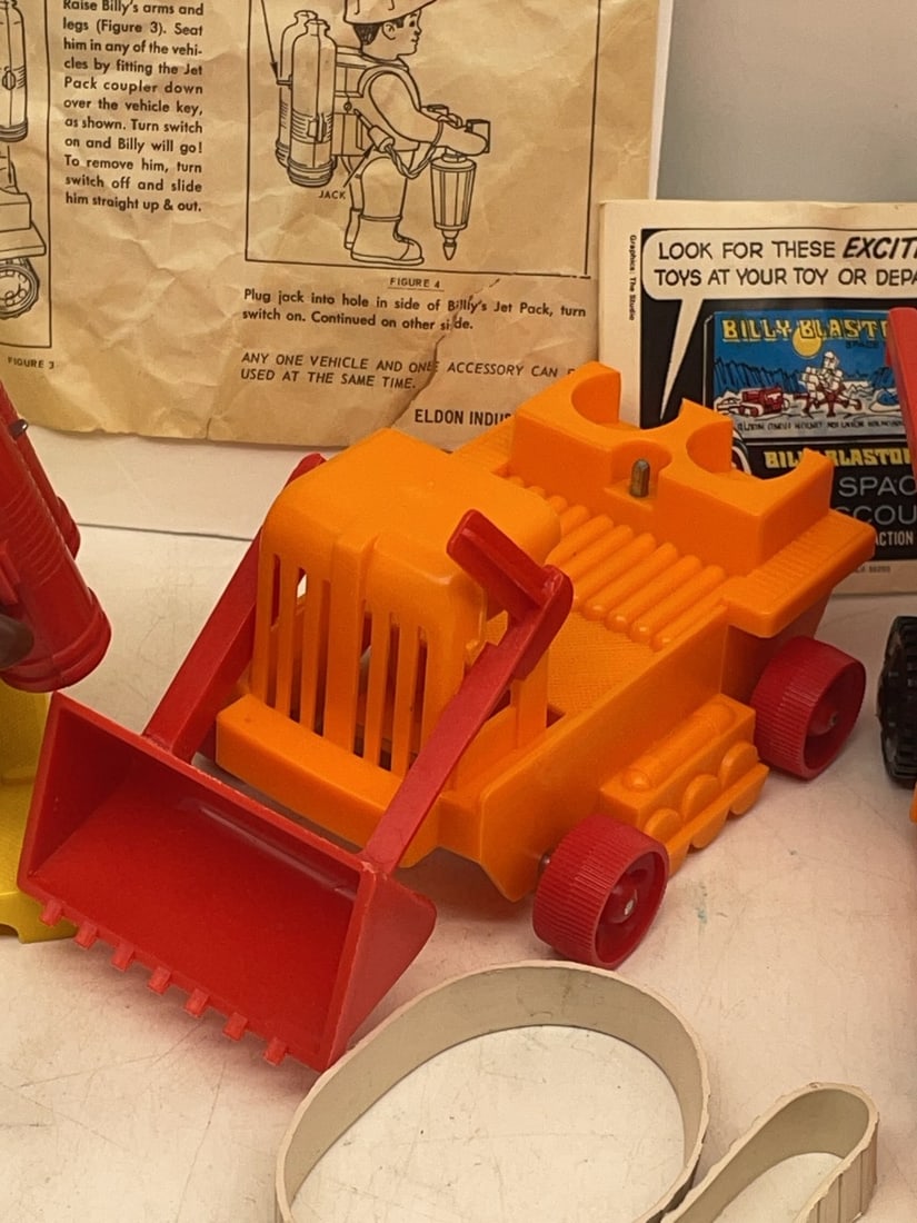 1969 Eldon Billy Blastoff Construction Set - 4