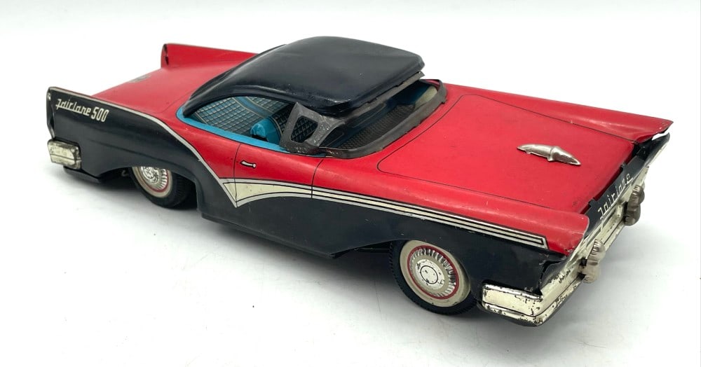 Vintage Japan Toymaster Tin Friction Ford Fairlane 500 (1 of 13)