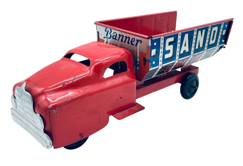 Banner Sand & Gravel Excavating Pressed Steel Truck #1142 (1 of 13)