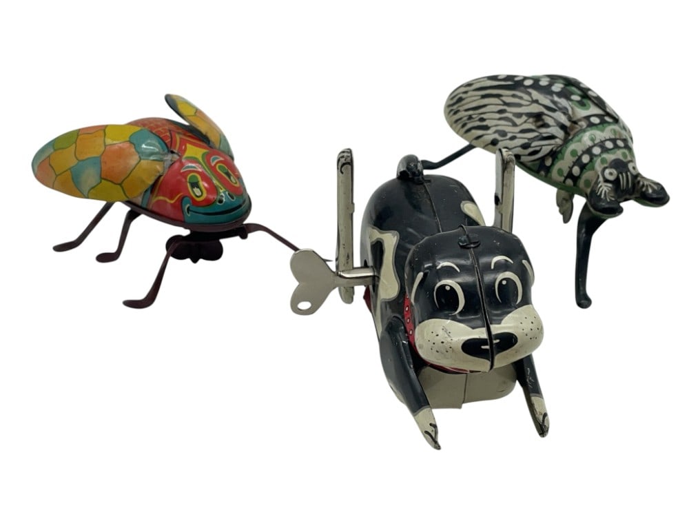 (3) Tin Litho Wind Up Bugs and Dog Toys (1 of 17)