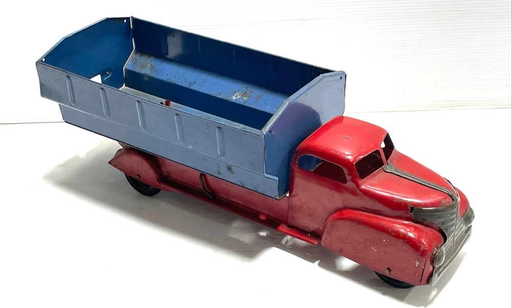 Vintage Pressed Steel Blue and Red Dump Truck (1 of 11)