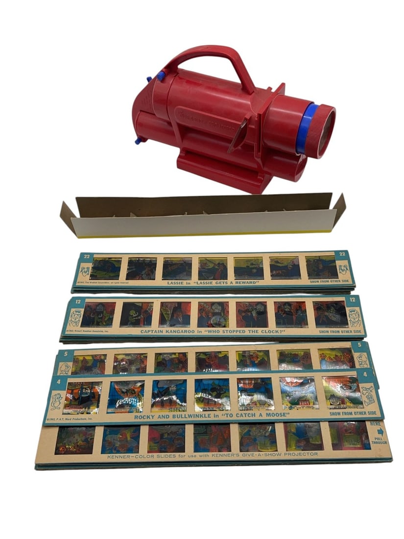 Kenner Give-A-Show Projector w/28 Color Slides (1 of 6)