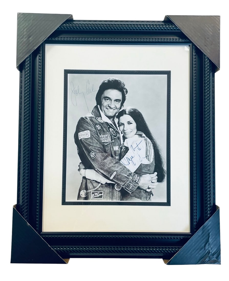 Johnny Cash/June Carter Cash Signed Photograph (1 of 10)