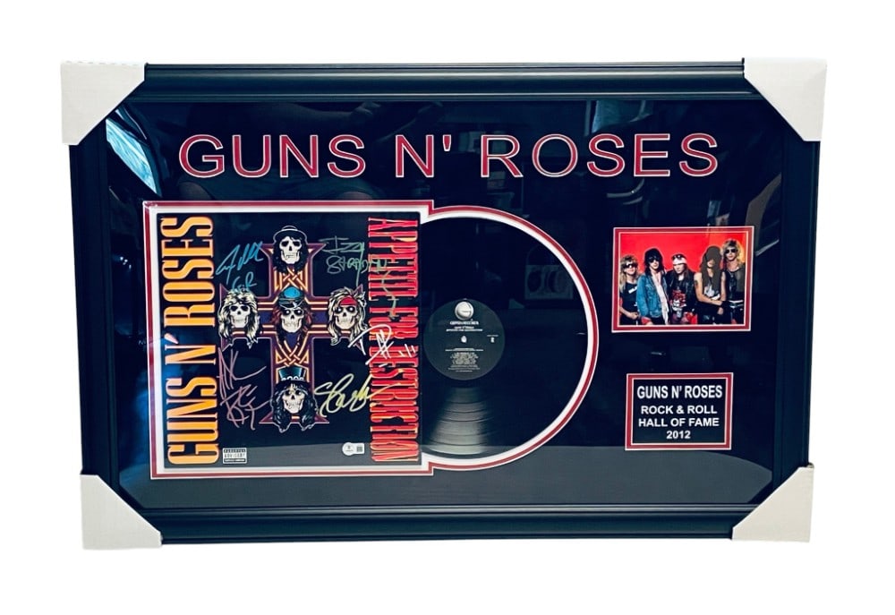Guns N? Roses Signed Appetite for Destruction Record (1 of 9)