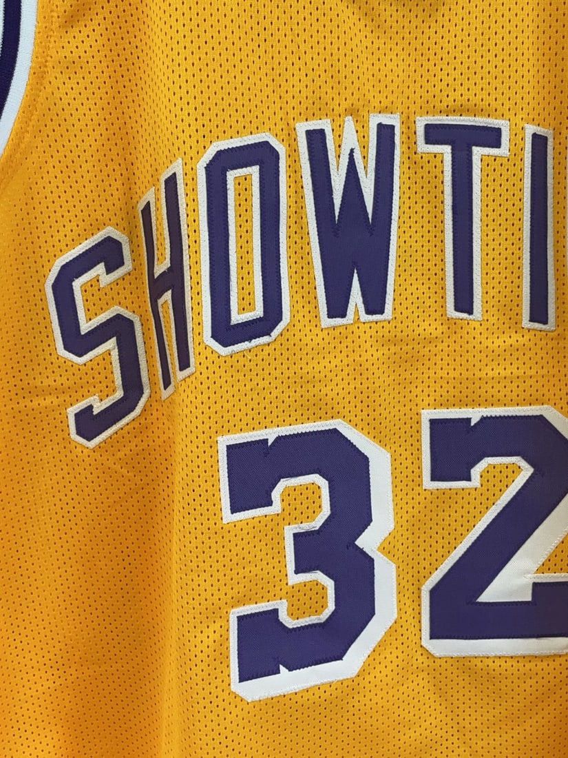 Magic Johnson Signed Showtime Jersey - 10