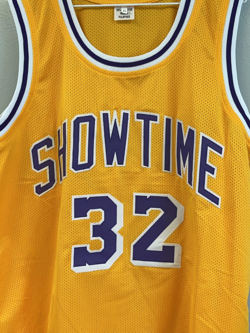 Magic Johnson Signed Showtime Jersey - 8