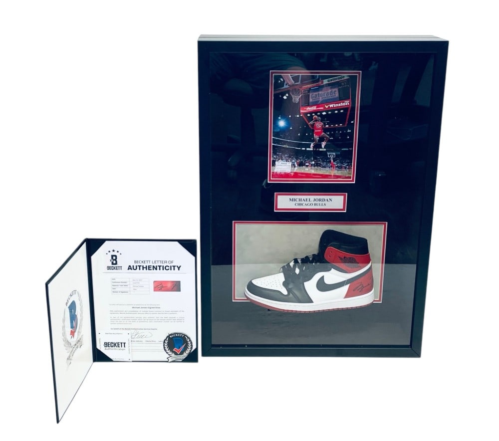 Michael Jordan Signed Air Jordan 1 Shoe (1 of 10)