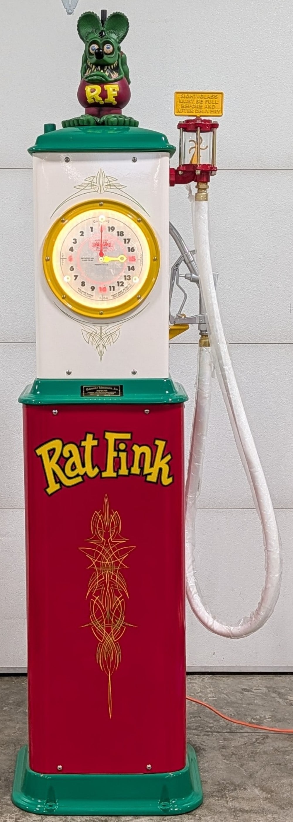 Custom Rat Fink Bennett Clock Face Gas Pump (1 of 20)