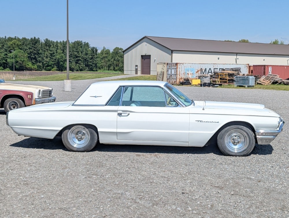1964 Ford Thunderbird - 4
