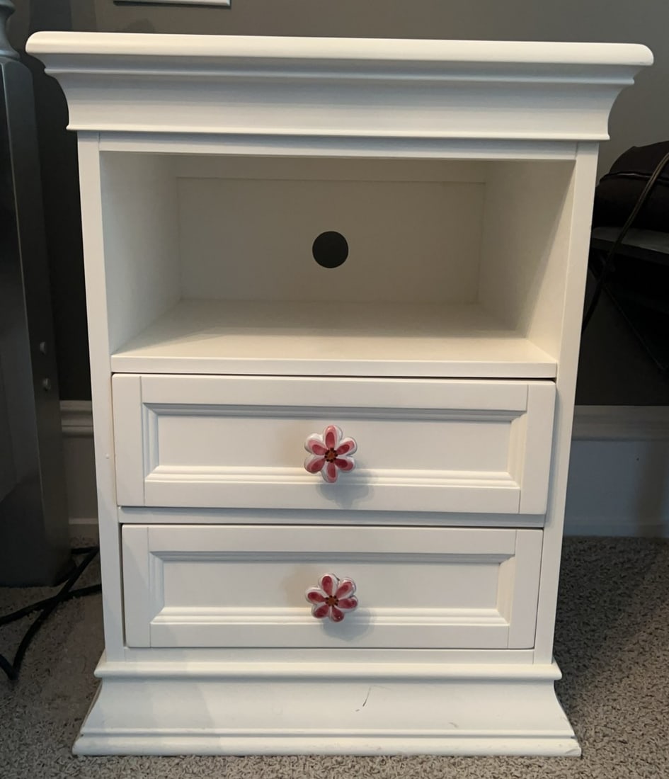 2 2-Drawer Nightstands With Floral Knobs - 2