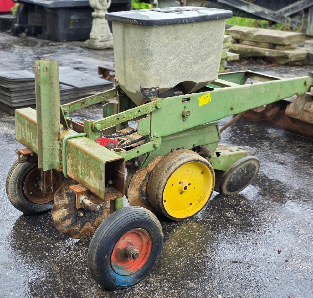 John Deere Single-Row Planter - 4