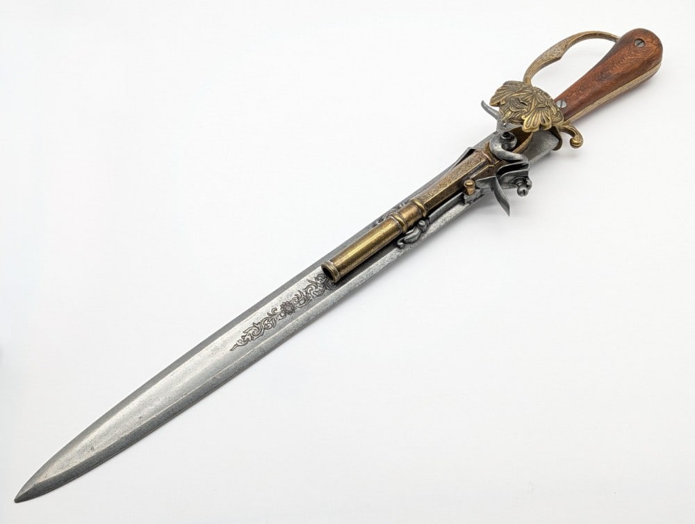 Decorative Flintlock Pistol Sword (1 of 13)