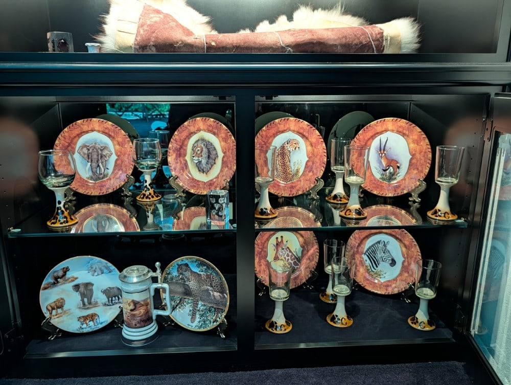 Decorative African Plates, Wine Glasses, Beer Stein, & More (1 of 5)