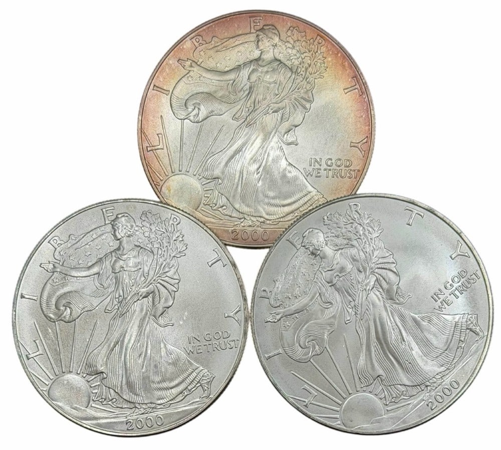 (3) 2000 United States Silver American Eagle One Ounce .999 Fine Silver Dollars, Uncirculated: (3) 2000 United States Silver American Eagle One Ounce .999 Fine Silver Dollars, these coins are uncirculated. ?Total weight 3 troy ounces of .999 fine silver