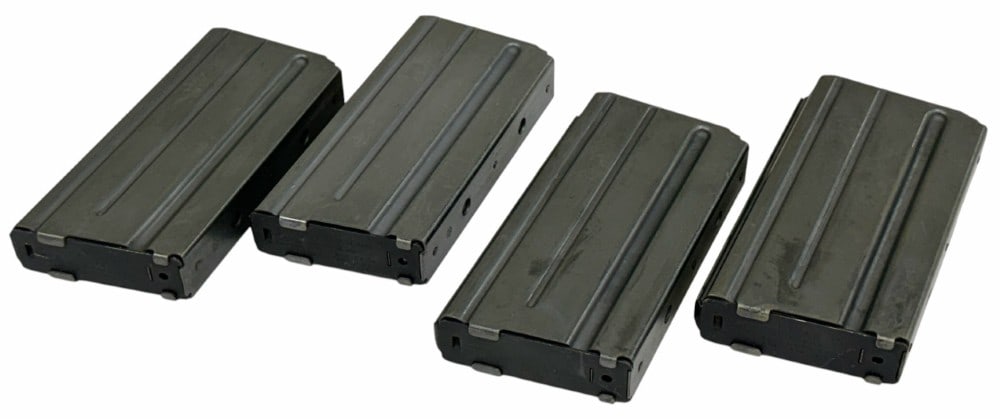 Qty of 4 Colt Universal Industries 20 Round Magazines for AR-15/M16 (1 of 4)