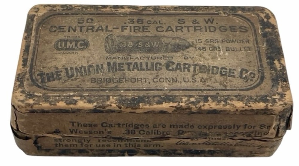 UMC .38 Caliber Smith & Wesson Central-Fire Box with Ammo (1 of 7)