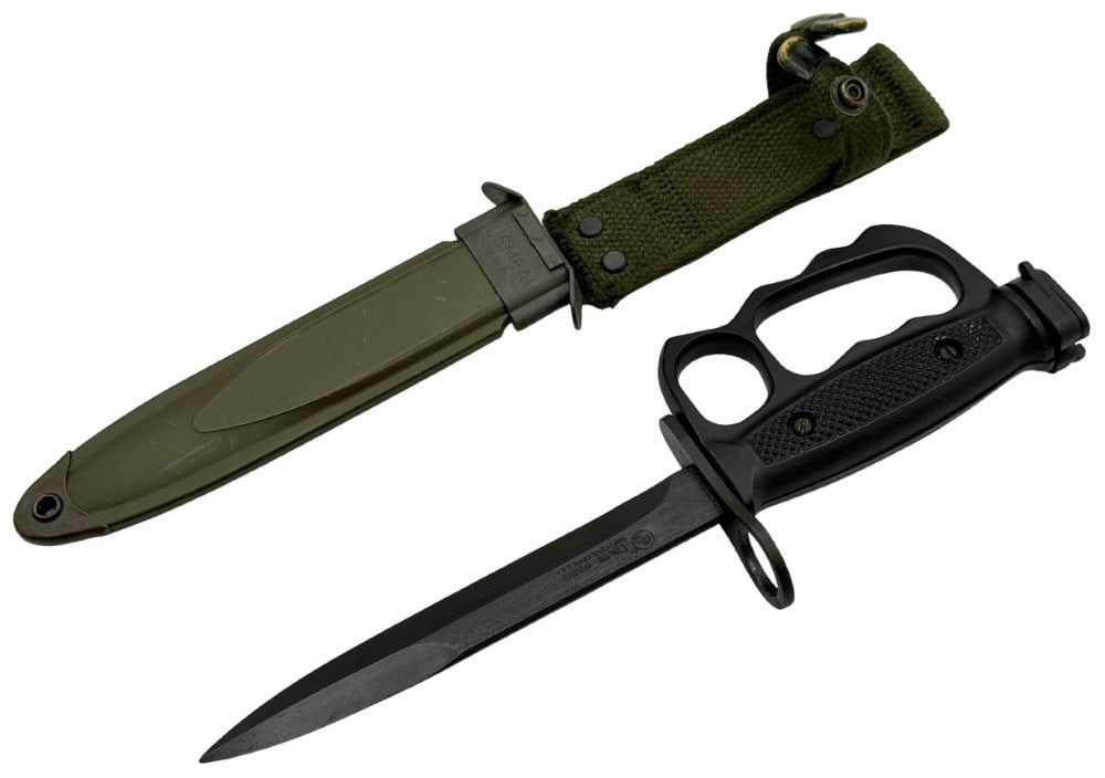Rare Colt's Marked 62316 M7 Bayonet with Integrated Vietnam Trench Knuckle Handle and U.S. M8A1 (1 of 6)