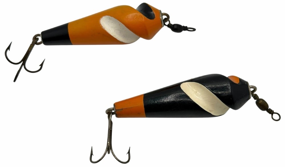 (2) Vintage King Spirals Detroit, MI Black/Orange and Orange/Black Wooden Fishing Lures (1 of 3)