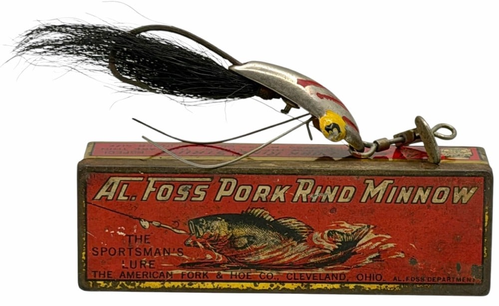 1928 Al Foss Pork Rind Minnow Dixie Lure in Tin Box (1 of 4)
