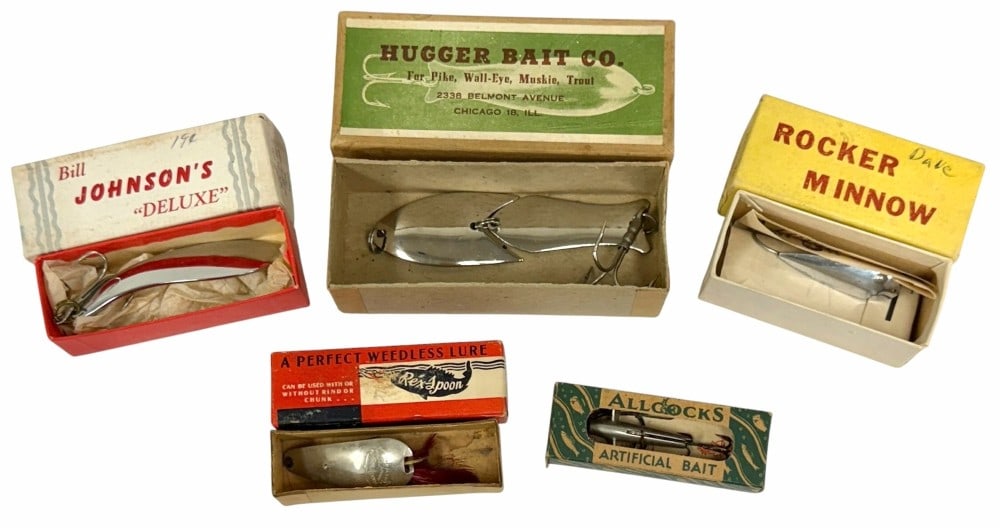 Rocker Minnow Lure, Hugger Bait Co. Lure, Bill Johnson "Deluxe" Lure, Allcocks Lure, & Rex Spoon: Rocker Minnow Lure, Hugger Bait Co. Lure, Bill Johnson "Deluxe" Lure, Allcocks Lure, & Rex Spoon Lure w/ Boxes. Included are five various lures with boxes. The lures included are: Rocker Minnow Lure M