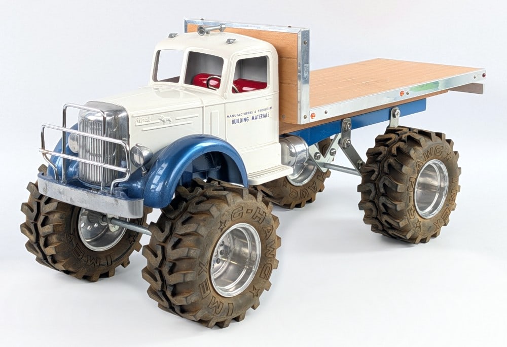 Custom Smith Miller L Mack Flatbed Monster Truck (1 of 7)