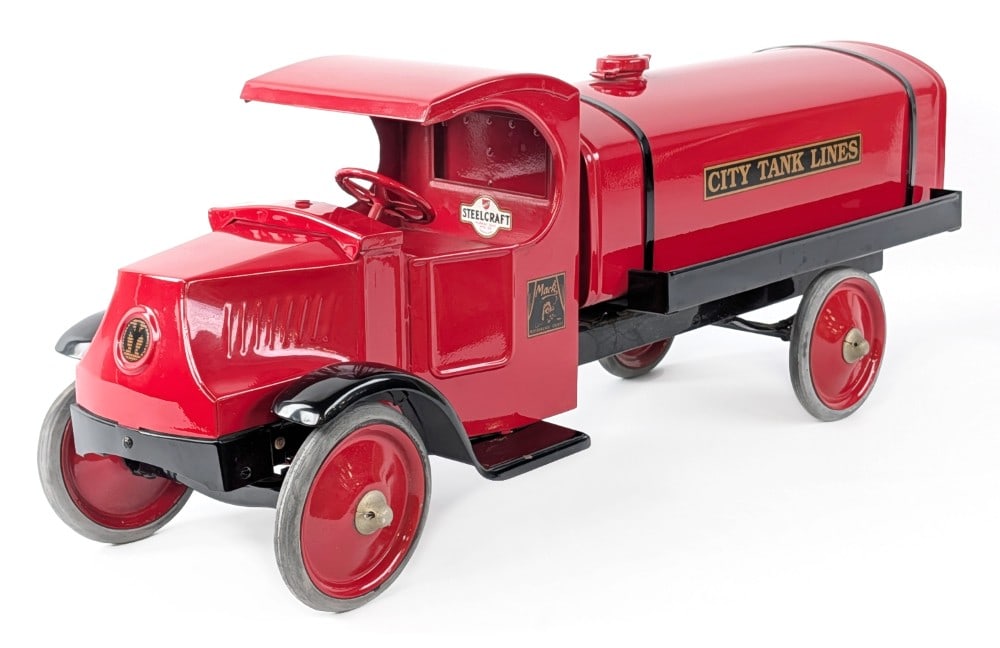Restored Steelcraft Mack City Tank Lines Tanker Truck (1 of 9)