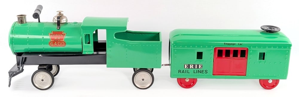 Custom Keystone Railroad 6400 Train Engine and Baggage Car (1 of 13)