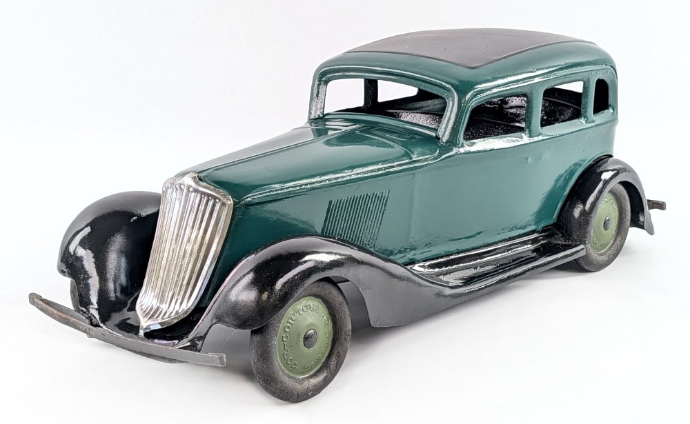 Cor-Cor Graham Sedan Car (1 of 6)
