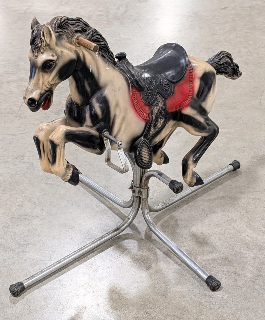 Vintage Ride On Bouncing / Rocking Horse (1 of 7)