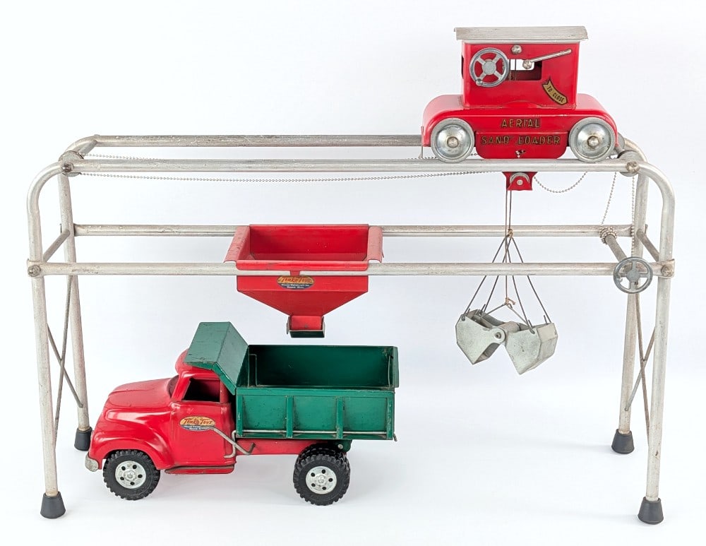 Original Tonka Aerial Sand Loader with Dump Truck (1 of 12)